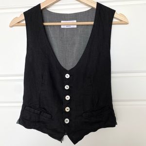 Scout black linen vest